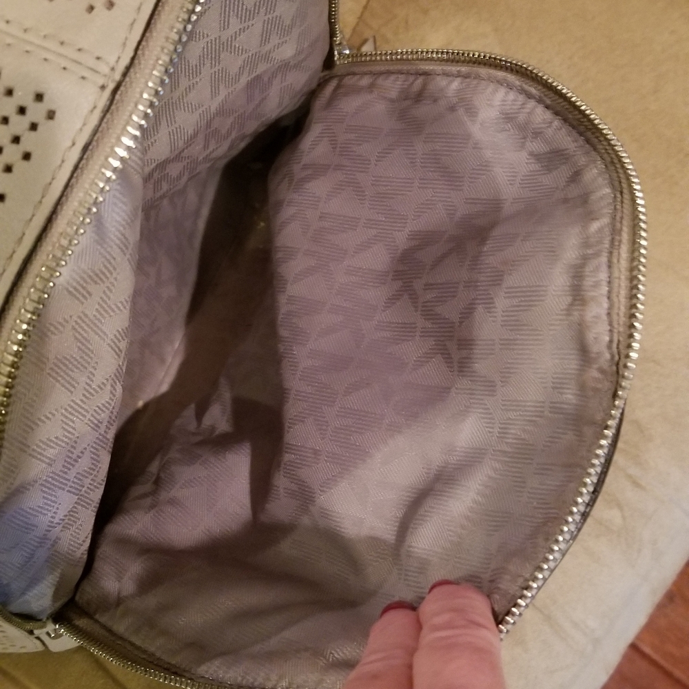 Michael Kors Rhea backpack - Picture 9 of 14